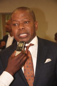 Agostinho Vuma actual Presidente da Confederação das Associações Económicas de Moçambique durante uma entrevista ao Jornal Visão Moçambique