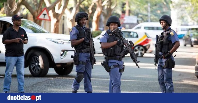 Dois tiroteios em Joanesburgo e no Cabo fazem 27 mortes no total