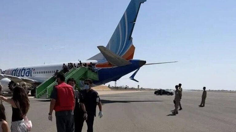 Israel says pilot tried to crash flydubai plane during cockpit fight