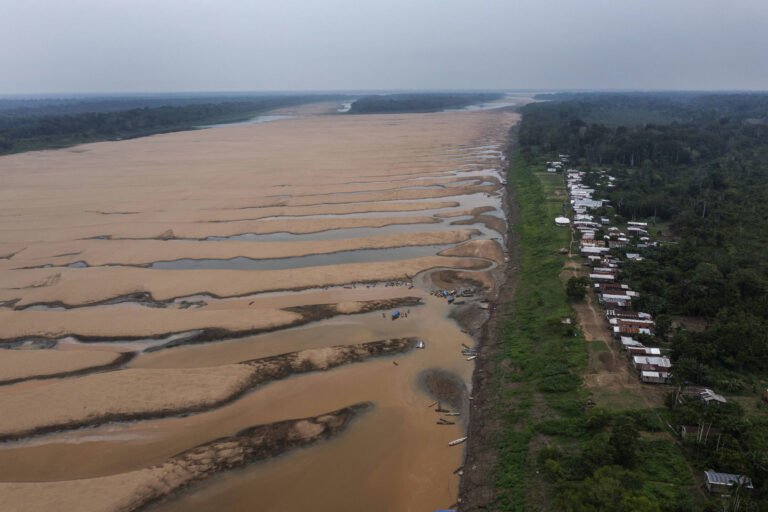 Seca ameaça oferta de água no Nordeste e de energia na Amazônia