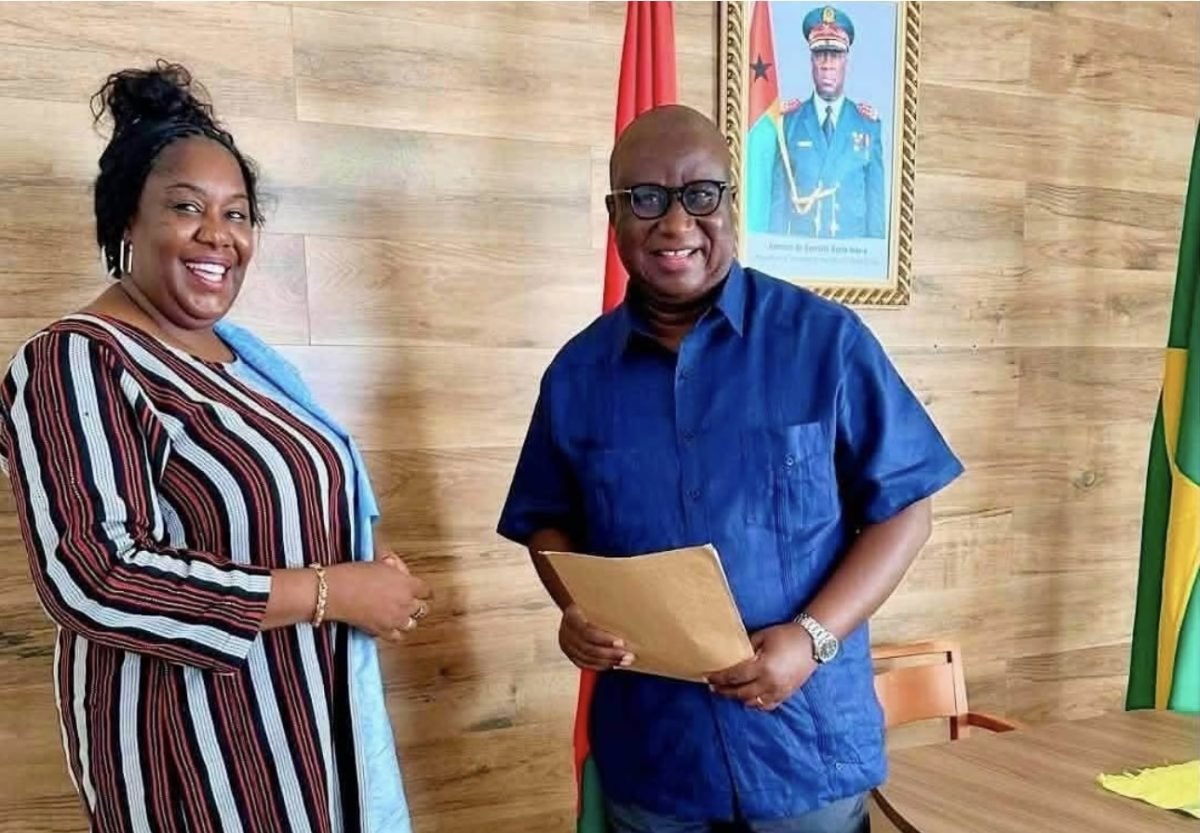Embaixador da Guiné-Bissau no Brasil dá boas-vindas à nova ministra conselheira