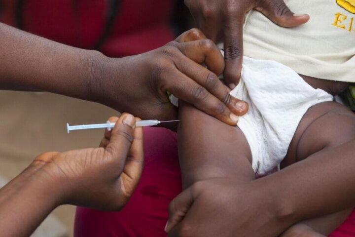 Guiné-Bissau rejeita ensaio financiado pelos EUA com vacina de hepatite B em recém-nascidos