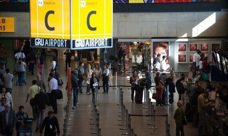 "Prévia da inflação": IPCA-15 sobe 0,32% em outubro, diz IBGE